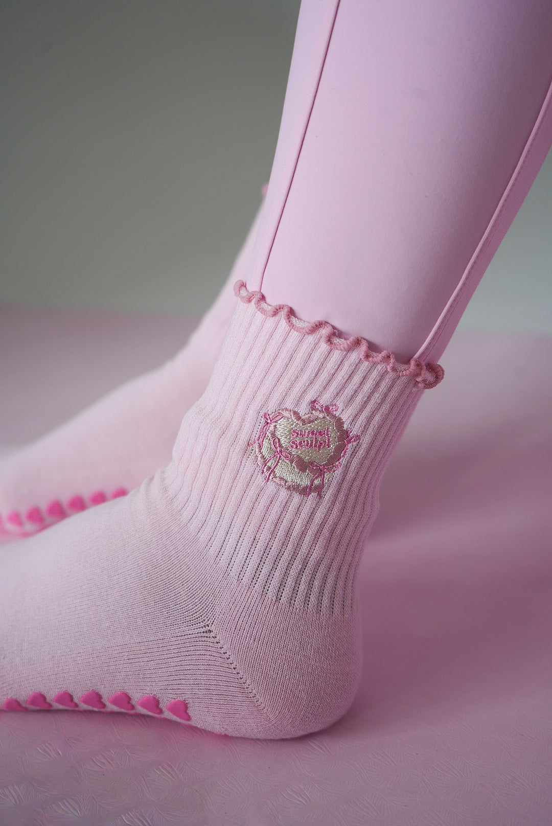 Sweet Sculpt Grip Sock